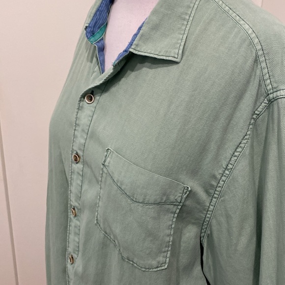 Tommy Bahama Tencel & Cotton Luxury Feel Long Sleeve Button Down Shirt |Size XL - Picture 5 of 13